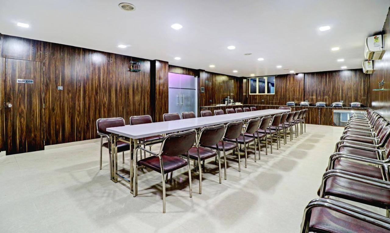 Treebo Orion Sapphire, Beck Bagan Hotel Kolkata Ngoại thất bức ảnh