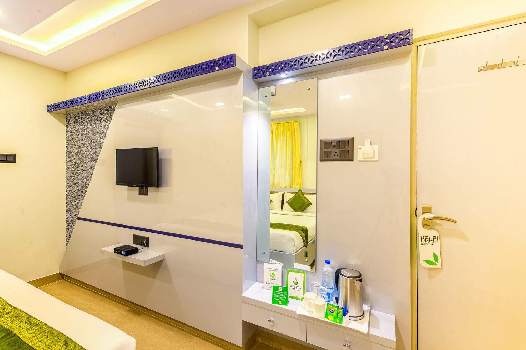 Treebo Orion Sapphire, Beck Bagan Hotel Kolkata Ngoại thất bức ảnh