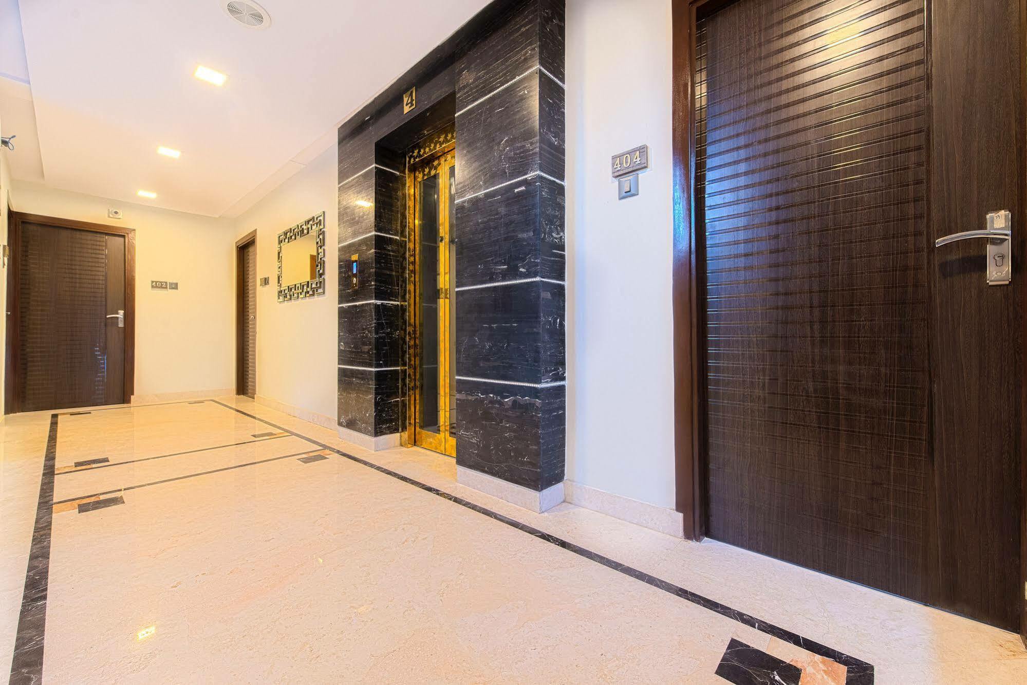 Treebo Orion Sapphire, Beck Bagan Hotel Kolkata Ngoại thất bức ảnh